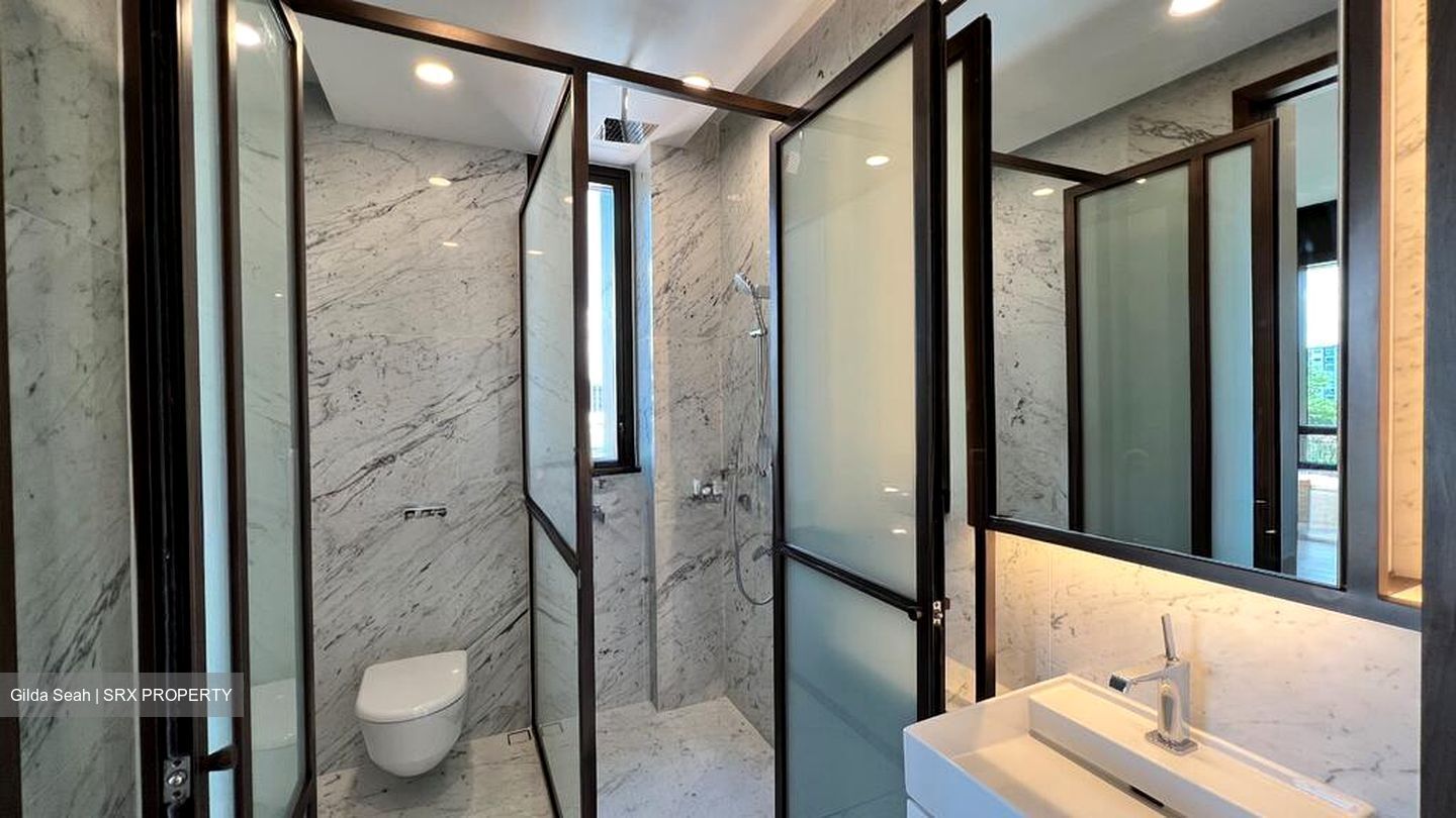 8 Hullet (D9), Apartment #526259311